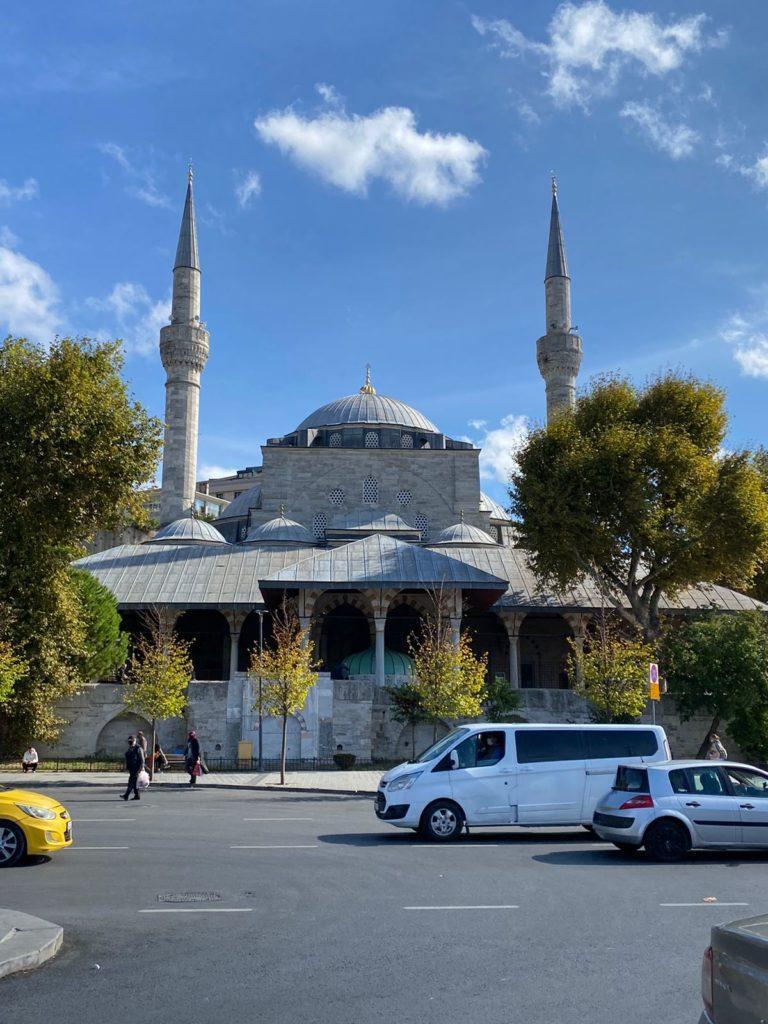 Мечеть Миримах-султан в районе Ускюдар, Стамбул