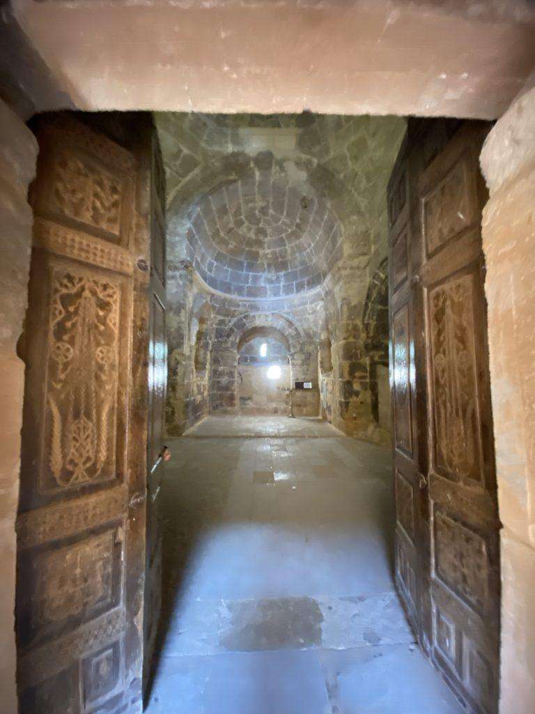 Храм Солнца в Монастыре Дейрузафаран